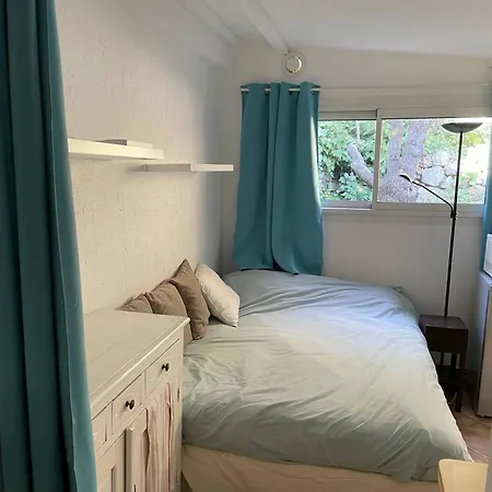 Holiday home Charming Provencal Family House With Swimming Pool