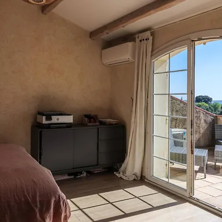Holiday home Charming Provencal Family House With Swimming Pool