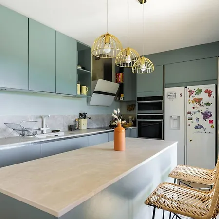 Charming Provencal Family House With Swimming Pool Antibes