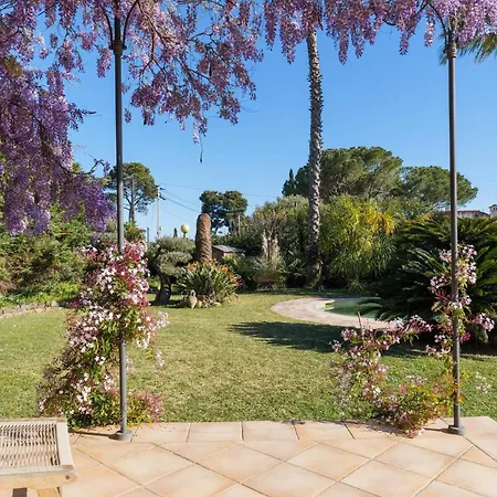 Charming Provencal Family House With Swimming Pool Holiday home