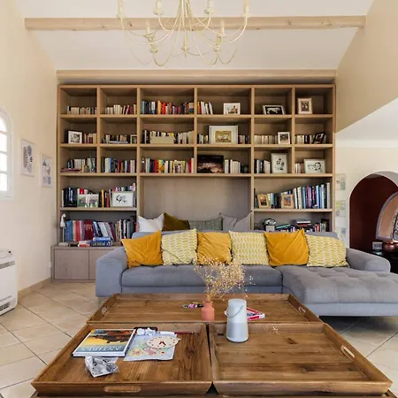 Holiday home Charming Provencal Family House With Swimming Pool
